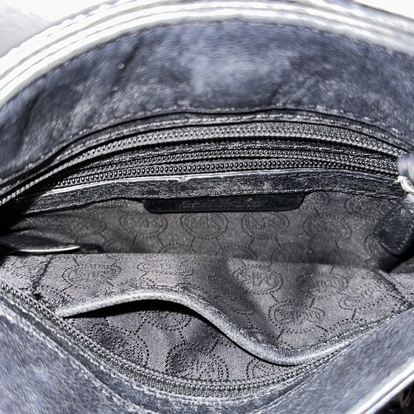 Michael Kors Small Chelsea Messenger Bag Black Leather With Chain - Picture 7 of 9